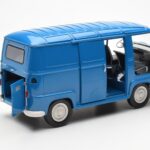 Renault Estafette Saviem Kék Norev 1:18 - image 2 of 11