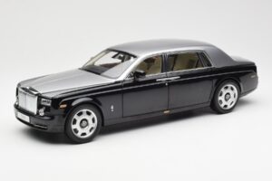 Rolls-Royce Phantom VII EWB Fekete és Ezüst Kyosho 1:18 08841BKS