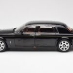Rolls-Royce Phantom VII EWB Diamond Fekete Kyosho 1:18 08841DBK2 - image 4 of 8