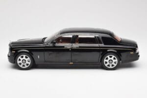 Rolls-Royce Phantom VII EWB Diamond Fekete Kyosho 1:18 08841DBK2 Fém – 4. kép a 8-ből