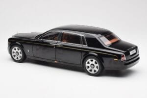 Rolls-Royce Phantom VII EWB Diamond Fekete Kyosho 1:18 08841DBK2 Fém – 7. kép a 8-ből