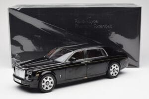 Rolls-Royce Phantom VII EWB Diamond Fekete Kyosho 1:18 08841DBK2 Fém – 8. kép a 8-ből