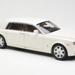 Rolls-Royce Phantom VII EWB English Fehér Kyosho 1:18 08841EW2 - image 6 of 8