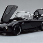 Shelby Cobra 427 S/C Fekete Kyosho 1:18 - image 2 of 9