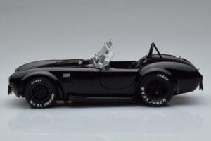 Shelby Cobra 427 S/C Fekete Kyosho 1:18 08048BK Fém – 4. kép a 9-ből