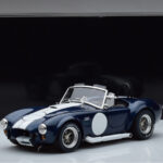 Shelby Cobra 427 S/C Sötétkék Kyosho 1:18 - image 9 of 9