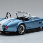 Shelby Cobra 427 S/C Világoskék Kyosho 1:18 - image 3 of 9