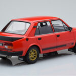 Skoda 130 LR Piros IXO 1:18 - image 2 of 6