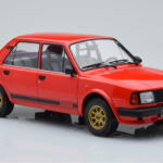 Skoda 130 LR Piros IXO 1:18 - image 4 of 6