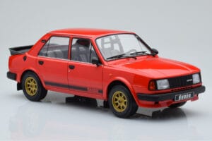 Skoda 130 LR Piros IXO 1:18 18CMC159 Fém – 4. kép a 6-ből