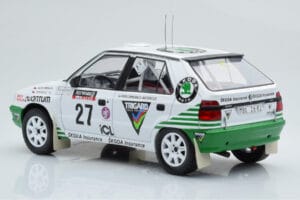 Skoda Felicia #27 P. Sibera / P. Gross Rally RAC Lombard 1995 IXO 1:18 18RMC148 Fém – 5. kép a 6-ből