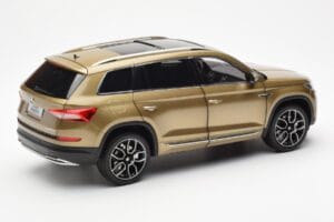 Skoda Kodiaq Arany FAW 1:18 ZSX000001GOL Fém – 3. kép a 8-ből