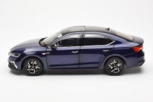 Skoda Octavia Pro Kék FAW 1:18 ZMR000006BLA Fém – 4. kép a 8-ből