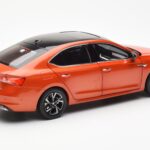 Skoda Octavia Pro Narancssárga FAW 1:18 ZMR000006ORA - image 3 of 8