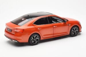 Skoda Octavia Pro Narancssárga FAW 1:18 ZMR000006ORA Fém – 3. kép a 8-ből