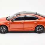 Skoda Octavia Pro Narancssárga FAW 1:18 ZMR000006ORA - image 4 of 8