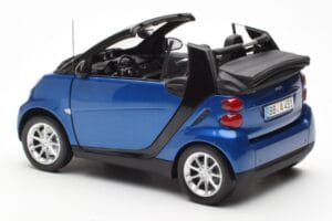 Smart Fortwo 451 Cabrio Kék & Fekete Minichamps 1:18 150036330 Fém – 7. kép a 8-ből