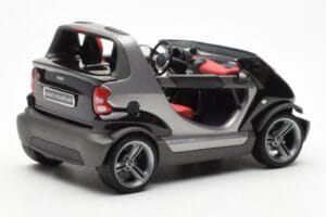 Smart Fortwo Crossblade Kabrió Ezüst Fekete Kyosho 1:18 13440 Fém – 2. kép a 6-ből