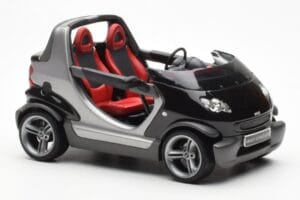 Smart Fortwo Crossblade Kabrió Ezüst Fekete Kyosho 1:18 13440 Fém – 4. kép a 6-ből