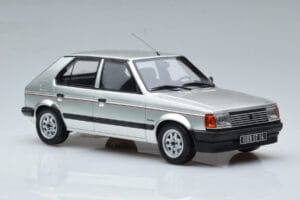 Talbot Horizon Premium Ezüst Otto 1:18 OT188 Gyanta – 4. kép a 6-ből