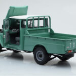 Toyota Land Cruiser 40 4x4 Pickup Zöld Kyosho 1:18 - image 3 of 8