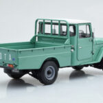 Toyota Land Cruiser 40 4x4 Pickup Zöld Kyosho 1:18 - image 4 of 8