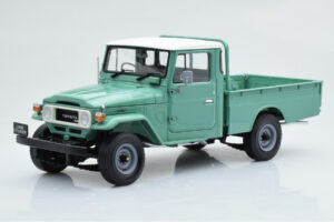 Toyota Land Cruiser 40 4x4 Pickup Zöld Kyosho 1:18