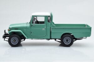 Toyota Land Cruiser 40 4x4 Pickup Zöld Kyosho 1:18 08958FG Fém – 5. kép a 8-ből