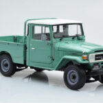 Toyota Land Cruiser 40 4x4 Pickup Zöld Kyosho 1:18 - image 6 of 8