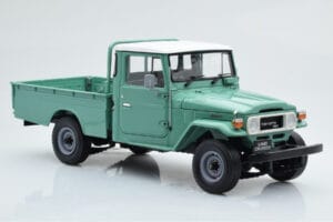 Toyota Land Cruiser 40 4x4 Pickup Zöld Kyosho 1:18 08958FG Fém – 6. kép a 8-ből