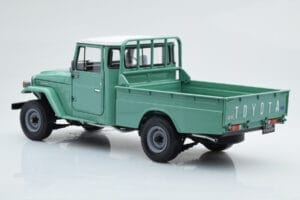 Toyota Land Cruiser 40 4x4 Pickup Zöld Kyosho 1:18 08958FG Fém – 7. kép a 8-ből