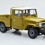 Toyota Land Cruiser 40 4x4 Pickup Olíva Kyosho 1:18 - image 6 of 8