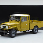 Toyota Land Cruiser 40 4x4 Pickup Olíva Kyosho 1:18 - image 8 of 8