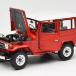 Toyota Land Cruiser FJ40 Van Piros Kyosho 1:18 08971R - image 2 of 8