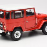 Toyota Land Cruiser FJ40 Van Piros Kyosho 1:18 08971R - image 3 of 8