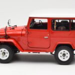 Toyota Land Cruiser FJ40 Van Piros Kyosho 1:18 08971R - image 4 of 8