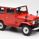 Toyota Land Cruiser FJ40 Van Piros Kyosho 1:18 08971R - image 6 of 8