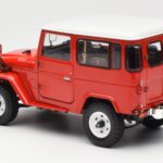 Toyota Land Cruiser FJ40 Van Piros Kyosho 1:18 08971R - image 7 of 8