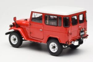 Toyota Land Cruiser FJ40 Van Piros Kyosho 1:18 08971R Fém – 7. kép a 8-ből