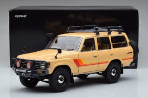 Toyota Land Cruiser 60 Bézs Opcionális Alkatrészekkel Kyosho 1:18 08956XBE Fém – 12. kép a 12-ből