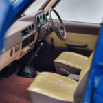 Toyota Land Cruiser 60 Kék Opcionális Alkatrészekkel Kyosho 1:18 - image 10 of 11