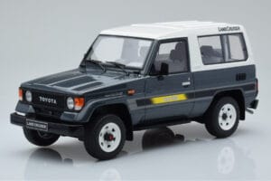 Toyota Land Cruiser LJ73 Szürke Otto 1:18 OT437