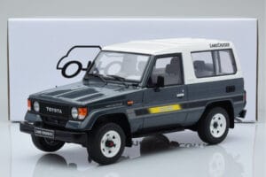 Toyota Land Cruiser LJ73 Szürke Otto 1:18 OT437 Gyanta – 6. kép a 6-ből