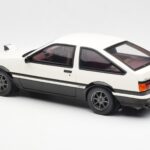 Toyota Sprinter Trueno AE86 Fehér Otto 1:18 OT444B - image 5 of 6