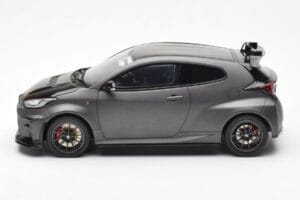 Toyota GR Yaris Circuit Package Fekete Otto 1:18 OT1046 Fém – 3. kép a 6-ből