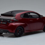 Toyota GR Yaris Piros Otto 1:18 - image 2 of 6