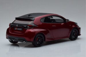 Toyota GR Yaris Piros Otto 1:18 OT1003 Gyanta – 2. kép a 6-ből