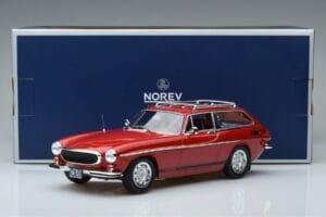 Volvo 1800 ES Piros Norev 1:18 188723 Fém – 7. kép a 7-ből