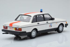 Volvo 240 GL Rendőrség Belgium Minichamps 1:18 155171492 Fém – 2. kép a 6-ből