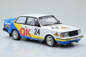 Volvo 240 Turbo Beckers #24 P.G. Andersson Nurburgring 1985 IXO 1:18 18RMC105A Fém – 4. kép a 6-ből